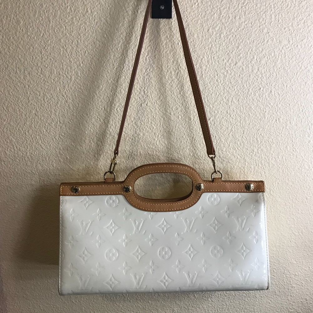 ❣️FINAL PRICE DROP ❣️Louis Vuitton Purse 👜